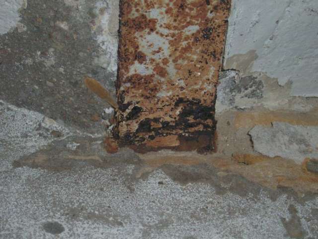 Feuchte Keller, nass Keller, feuchte Außenwand, Feuchtigkeit