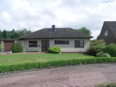 Bild: Ostrhauderfehn - großzügiger Bungalow in Ostrhauderfehn