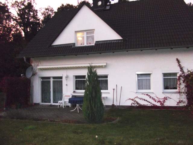 Bild: Eichenbarleben - Tolle Kapitalanlage: Modernes, freistehendes 1-2 Familienhaus BAUJAHR: 1998