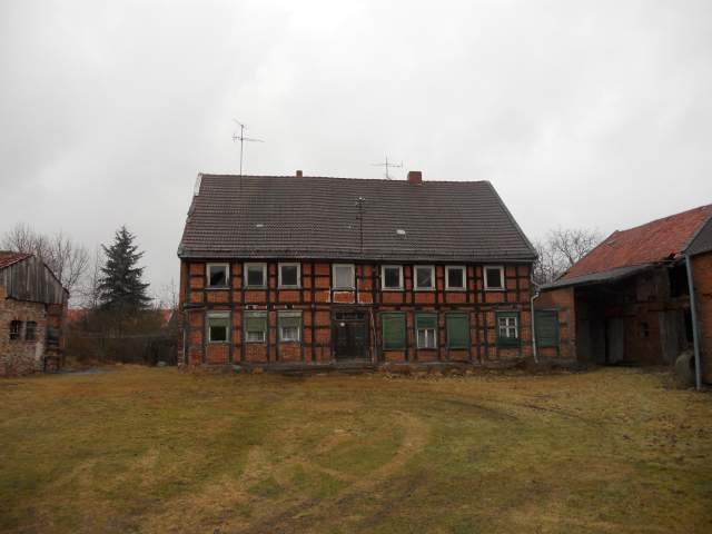 Bild: Salzwedel - Hofstelle (Resthof) mit zwei separaten Wohnbereichen und großzügiger Hoffläche