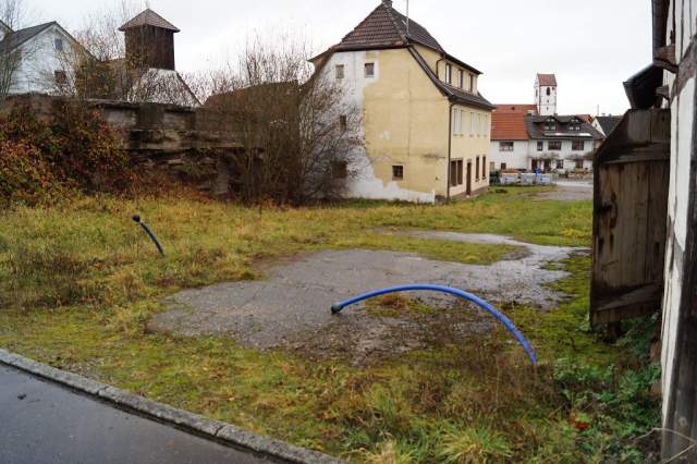 Bild: Sulz am Neckar - Großes Baugrundstück mit großem Gewölbekeller !  Zentrale Lage!