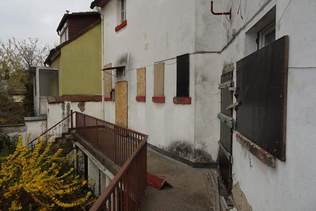 Bild: Ludwigshafen am Rhein - Für den ambitionierten Handwerker Abriss 5-6 Familienhaus in Ludwigshafen