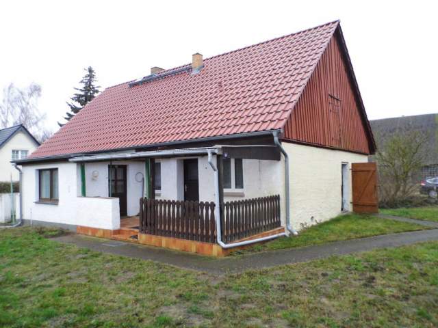 Bild: Löwitz - Modernisierungsbedürftiges Bauernhaus