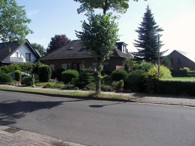 Bild: Papenburg - gepflegter Bungalow in Papenburg .... Untenende