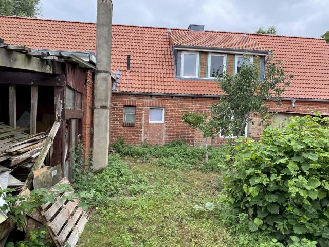 Bild: Neu Gülze - Zweifamilienhaus zum Schäppchenpreis