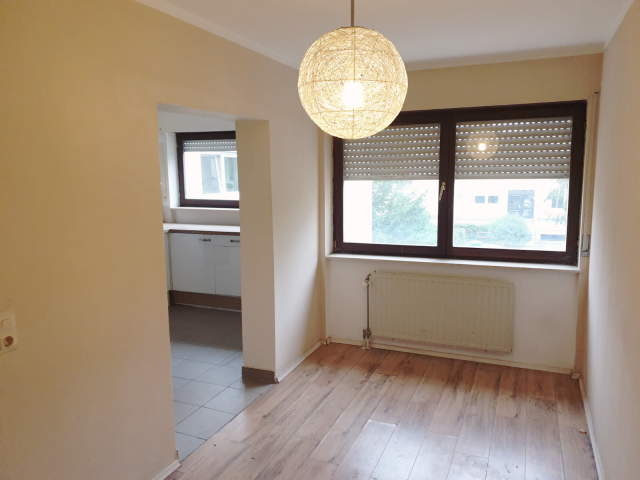 Bild: Ludwigshafen am Rhein - Gut geschnittene 7-Zimmer Maisonette-ETW mit Balkon und TG-Stellplatz in LU-Oggersheim