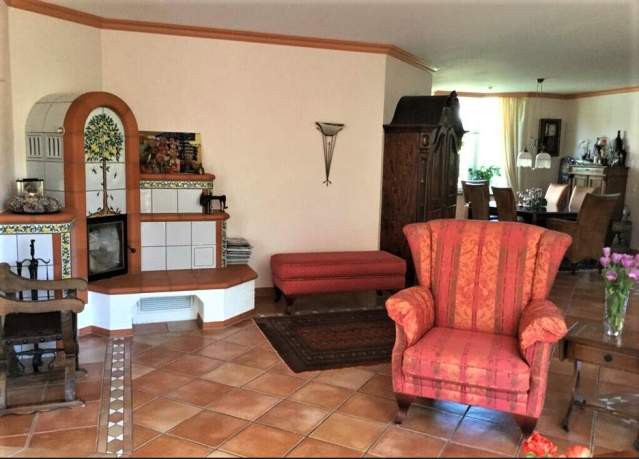 Bild: Henstedt-Ulzburg - Top-gepflegtes, freistehendes Einfamilienhaus in hochwertiger Ausstattung; BAUJAHR 2000