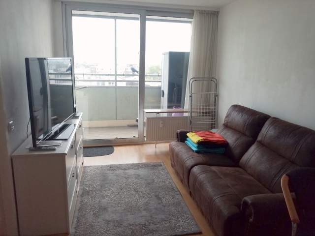 Bild: Ludwigshafen am Rhein - Frisch sanierte Zweizimmerwohnung mit Panoramablick über Ludwigshafen