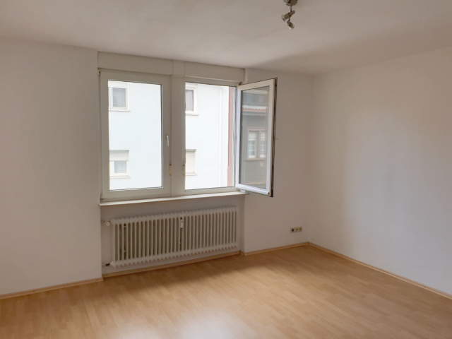 Bild: Ludwigshafen am Rhein - Helle, renovierte 2-Zimmer ETW mit Balkon, einfach zum Wohlfühlen, in LU-Friesenheim