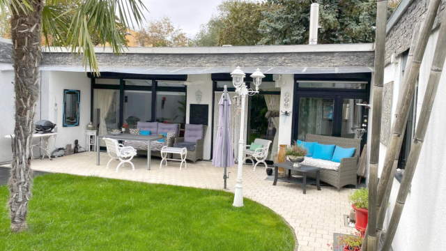 Bild: Mannheim - Luxuriöser Bungalow in Mannheim Vogelstang
