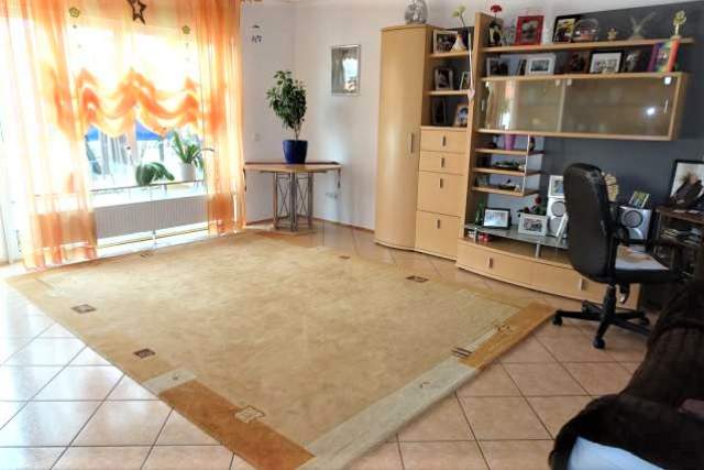 Bild: Rellingen - Gepflegte Immobilie in ruhiger Nachbarschaft