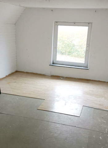 Bild: Emden - Einfamilienhaus mit ELW in Emden OT.Transvaal
