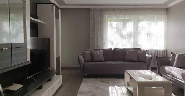 Bild: Ludwigshafen am Rhein - Sehr schöne, modernisierte 4,5 Zimmer ETW mit 2 Balkonen in LU-Pfingstweide