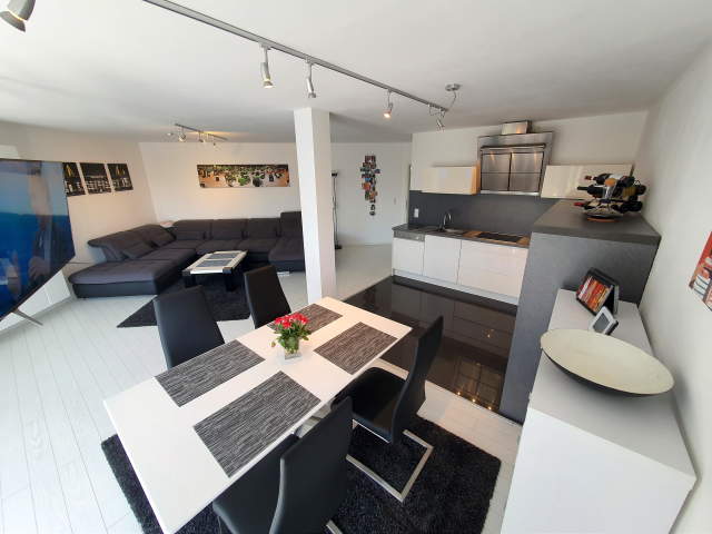 Bild: Mannheim - Sehr schöne, top-gepflegte und helle 3 Zimmer ETW in 1A-Lage von Mannheim-Neuhermsheim