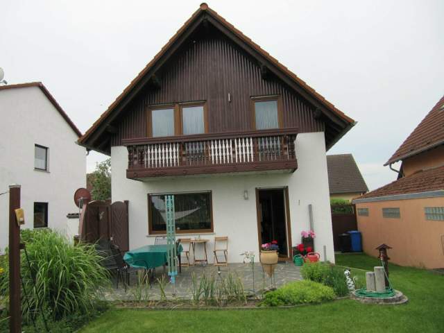 Bild: Hochborn - Modernisiertes Einfamilienhaus mit Garten in absolut ruhiger Lage