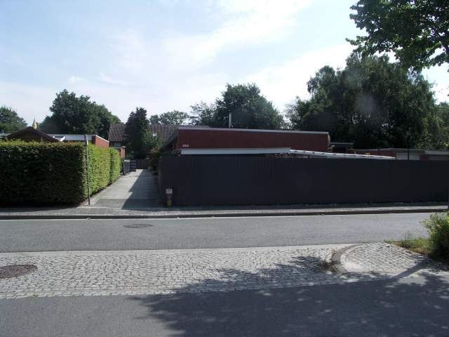 Bild: Emden - modernisiertes Reihenendhaus in Emden ....