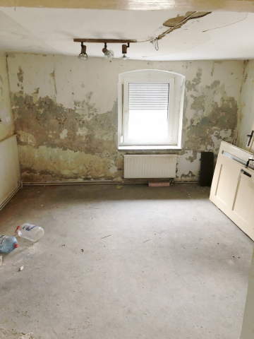 Bild: Zschaitz-Ottewig - Teilentkerntes Einfamilienhaus in ruhiger Lage mit schönem Garten