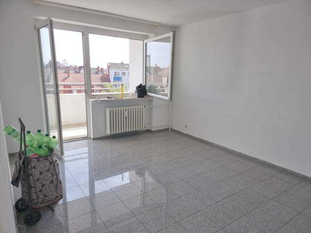 Bild: Ludwigshafen am Rhein - Voll sanierte 3 Zimmerwohnung in Ludwigshafen