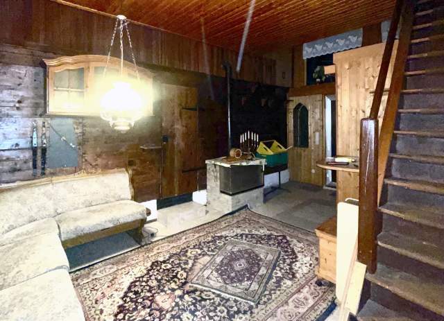 Bild: Tellingstedt - Freistehender Resthof mit großen Potenzial
