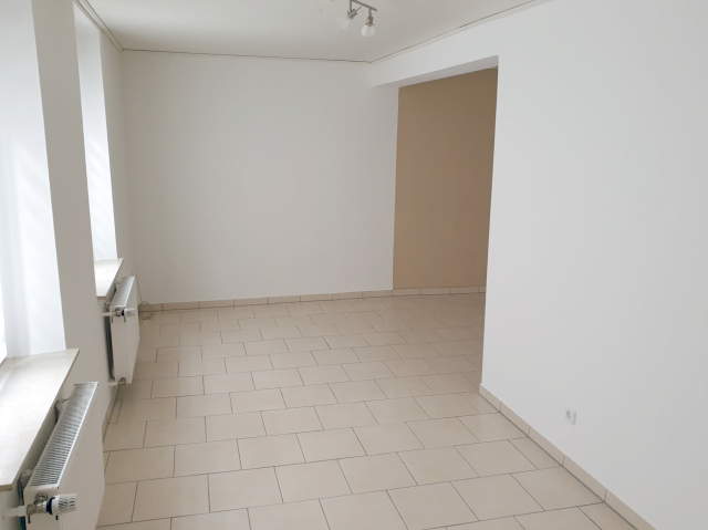 Bild: Grünstadt - Teilsanierungsbedürftiges EFH zentrumsnah und doch ruhig in Grünstadt