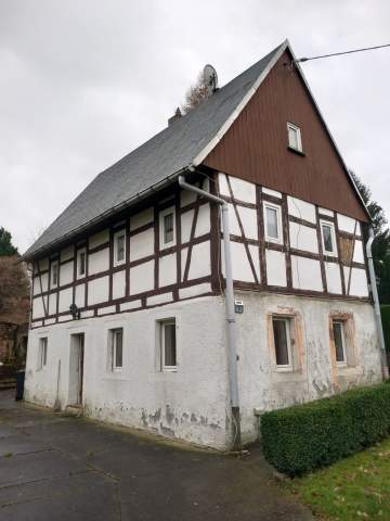 Bild: Colditz - Kleines hübsches Anwesen (Fachwerk) bei Colditz