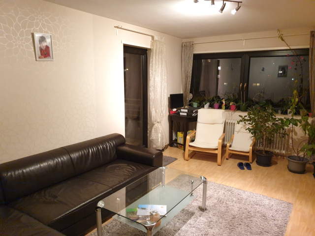 Bild: Viernheim - Schöne und gut geschnittene 3-Zi. ETW mit Balkon und PkW-Stellplatz in Viernheim