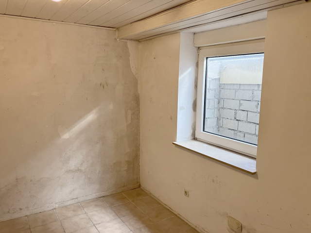 Bild: Neulußheim - Schöne 5- Zimmer ETW im Souterrain eines ruhigen Mehrfamilienhauses in Neulußheim