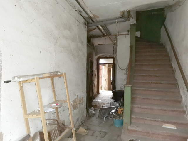 Bild: Penig - Sanierungsbedürftiges Mehrfamilienhaus in exponierter Lage in Nähe der Stadtverwaltung