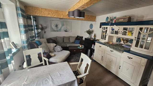 Bild: Großniedesheim - Handwerker aufgepasst - renovierungsbedürftiges EFH mit schönem Garten in Großniedesheim