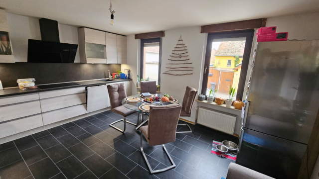 Bild: Beindersheim - Hochwertig Saniertes Einfamilienhaus in Haus/Hof Bauweise;