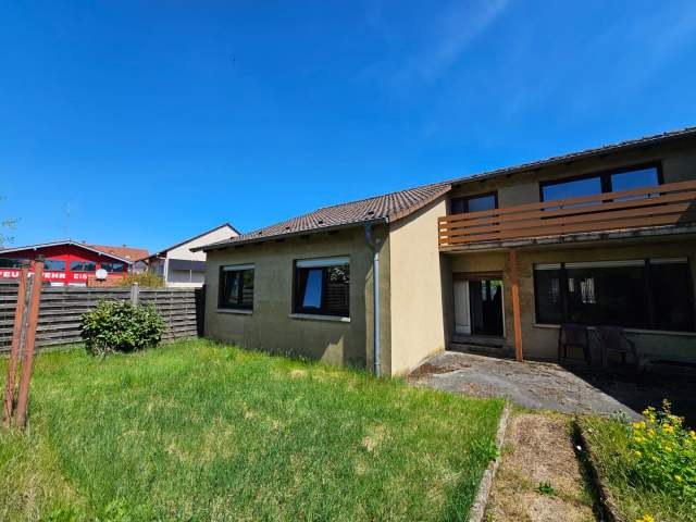 Bild: Eisenberg (Pfalz) - Freistehendes Einfamilienhaus mit Vor- und Rückgarten sowie Garage und Stellplatz