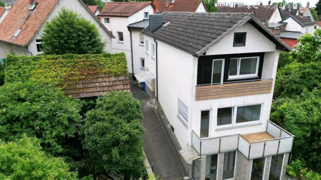 Bild: Bickenbach - 2 Zweifamilienhäuser mit 4 Einheiten auf einem Grundstück in Bickenbach