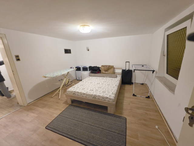 Bild: Pirmasens - Gepflegtes Reihenmittelhaus in ruhiger Nachbarschaft mit 4 Zimmern und 2 Bädern