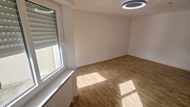 Bild: Mannheim - Schöne 2-Zi. ETW mit Balkon, komplett renoviert, in MA-Vogelstang