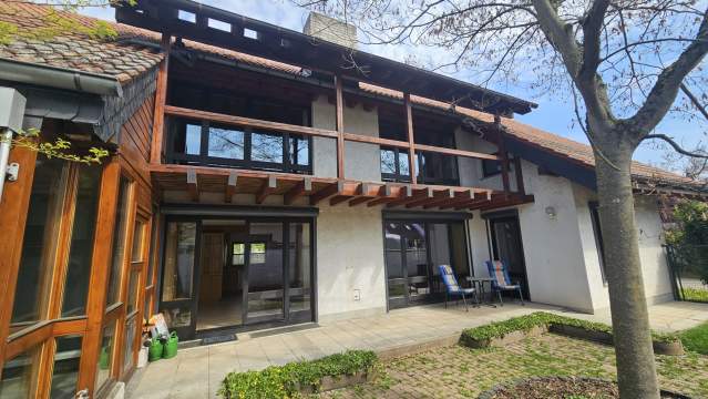 Bild: Worms - Stilvolles Wohnen in sehr gepflegtem EFH mit ELW in Worms-HOCHHEIM