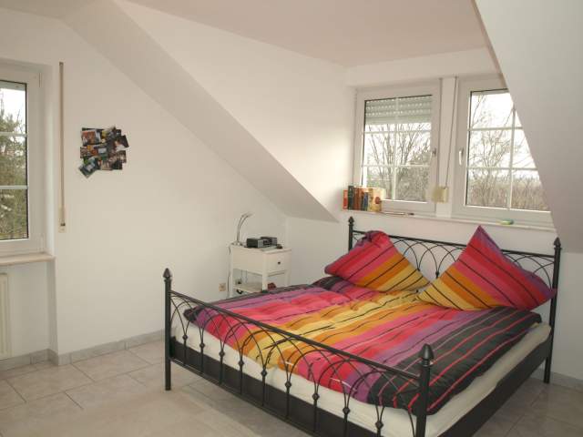 zweites Schlafzimmer der Maisonettenwohnung
