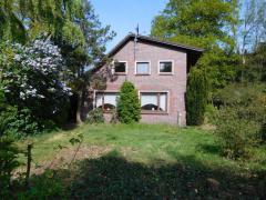 Bild: Bockhorn - Sanierungsbedürftiges Haus mit 2000 m² Grundstück und angrenzenden Ländereien sucht neuen Liebhaber