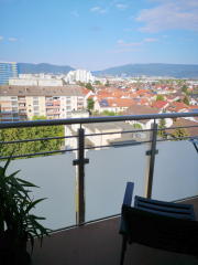 Bild: Balkon mit Panoramablick