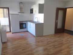 Bild: Ludwigshafen am Rhein - Freundliches 1- Zimmer Appartement mit Balkon in zentraler Lage; FENSTER NEU !