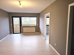 Bild: Neuhofen - Gepflegte Eigentumswohnung mit herrlicher Aussicht, Loggia und TG-Stellplatz