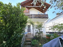 Bild: Ludwigshafen am Rhein - Freistehendes Zwei-/Einfamilienhaus in Erwartungshaltung;